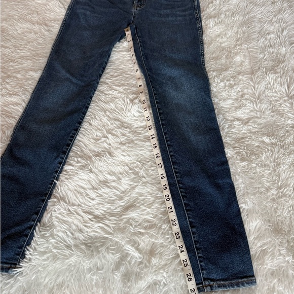 Madewell 10” High Rise Skinny Jeans - Picture 6 of 13